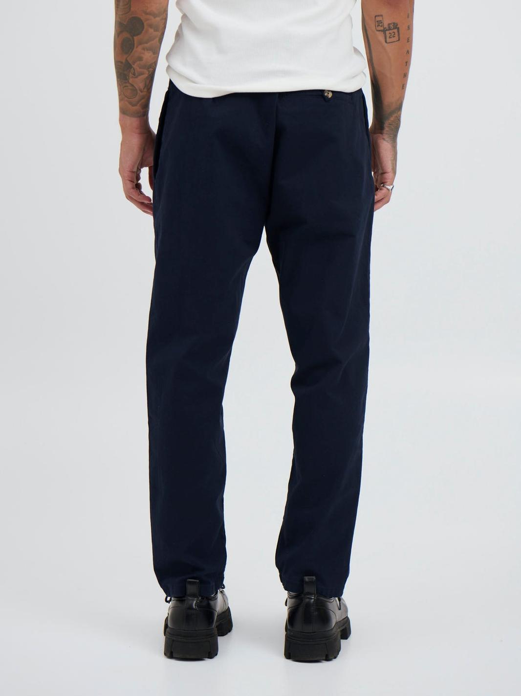 ef7fbe09b7e03fc06ca6b52191150f90be0981de